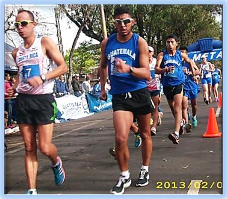 Allan Segura Medina (7), de Guatemala y Mario Alfonso Bran Granillo (47) de Guatemala, 1-2 en categoría mayor, 20 k (JAS)